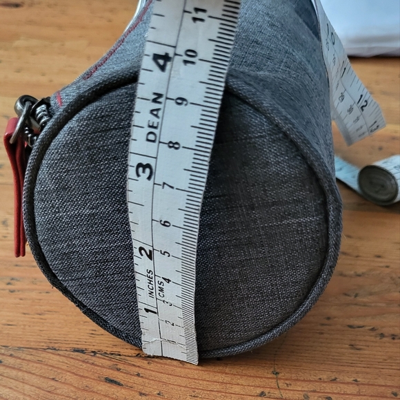 NWT Thirteen Lune Travel Kit - Picture 4 of 7